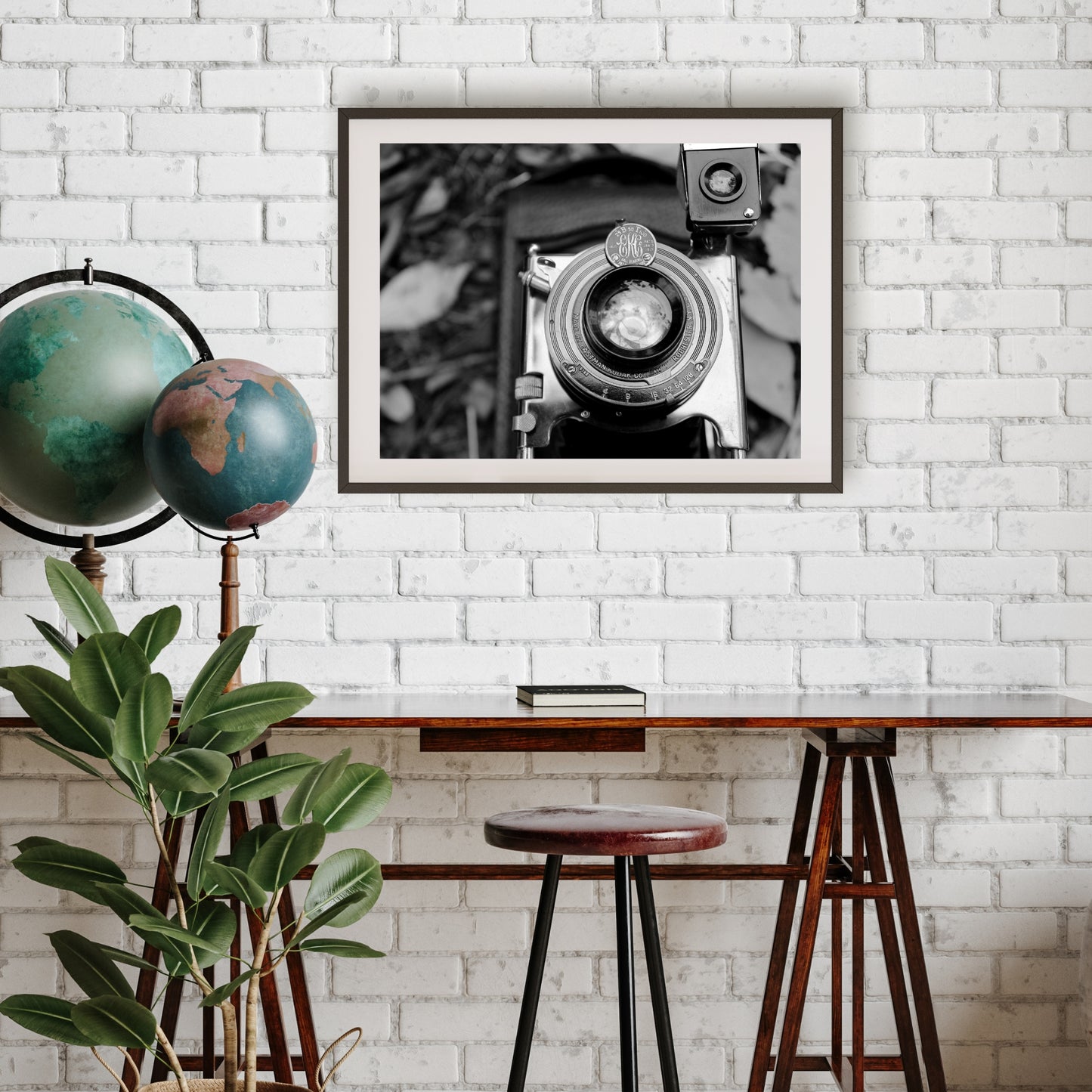 #1000 Grandpa's Vintage Camera in Black and White, Printable Art, Digital Download, Home Decor, Gallery Art, Wall Art